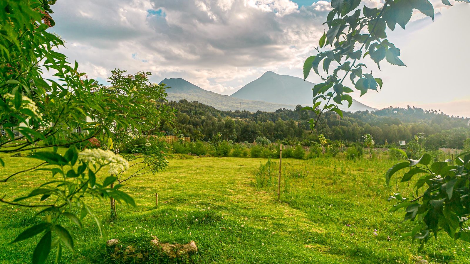 Amakoro Songa Lodge luxury accommodation in Rwanda
