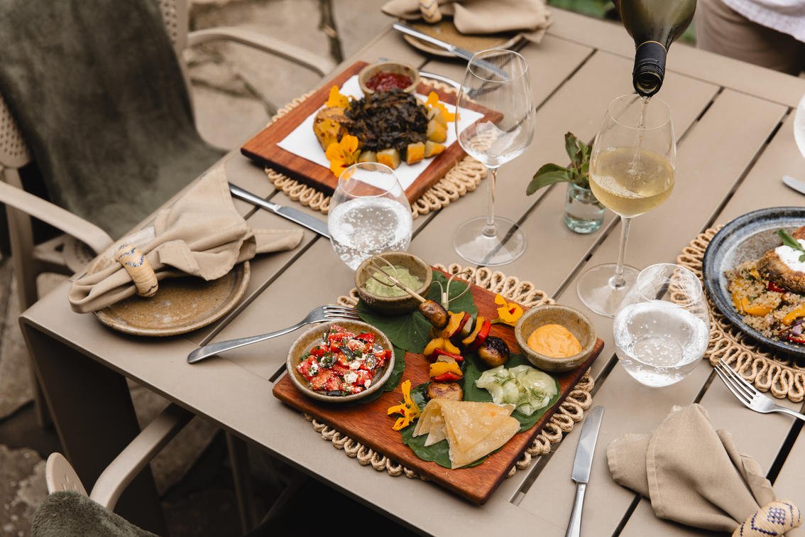 Sabyinyo Lodge Dining Experience