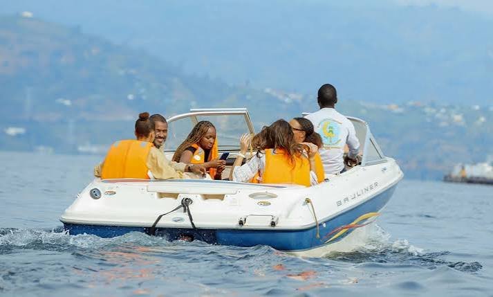 Boat experiences on Lake Kivu in Rwanda