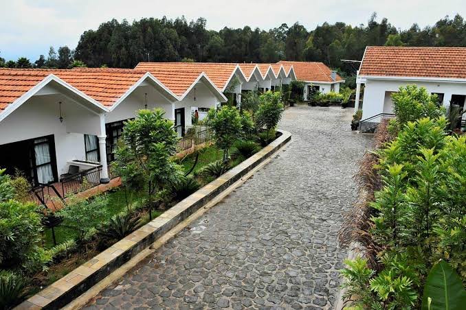 Five Volcanoes Boutique Hotel Near Volcanoes National Park