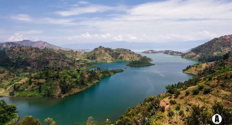 Island exploration around Lake Kivu in Rwanda