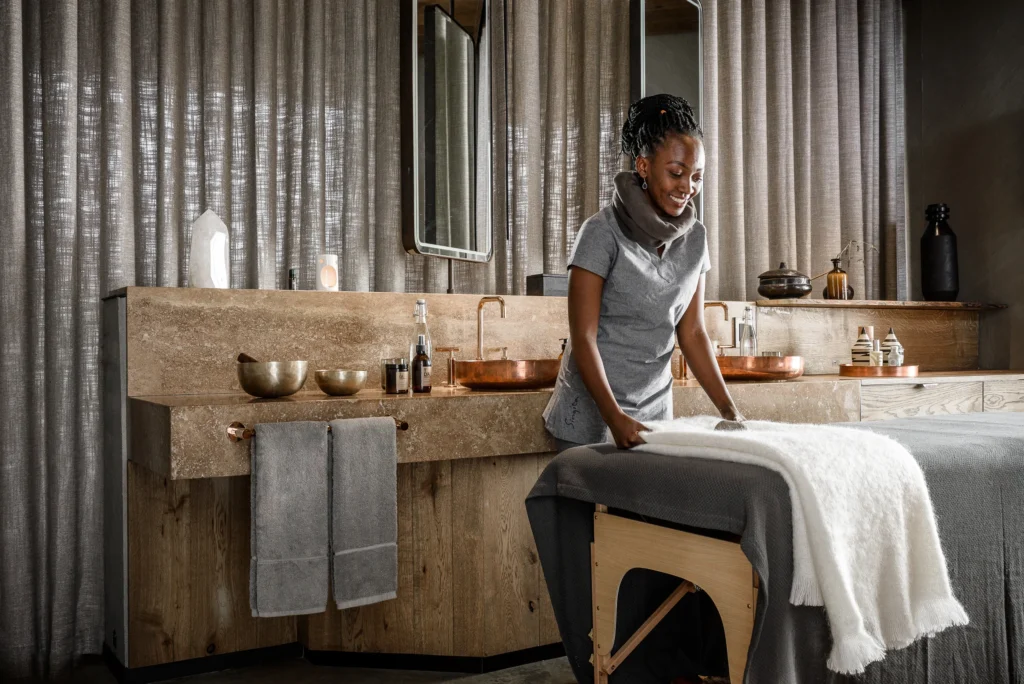 Kataza House for Exclusive Use Luxury