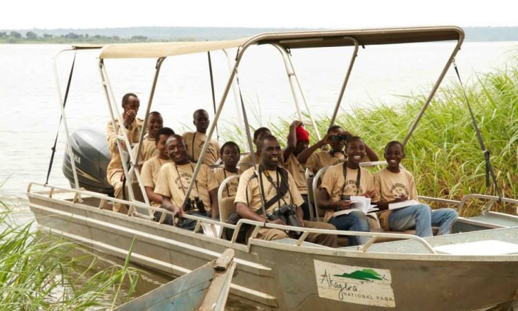 Luxury Boat Safaris on Lake Ihema Experience
