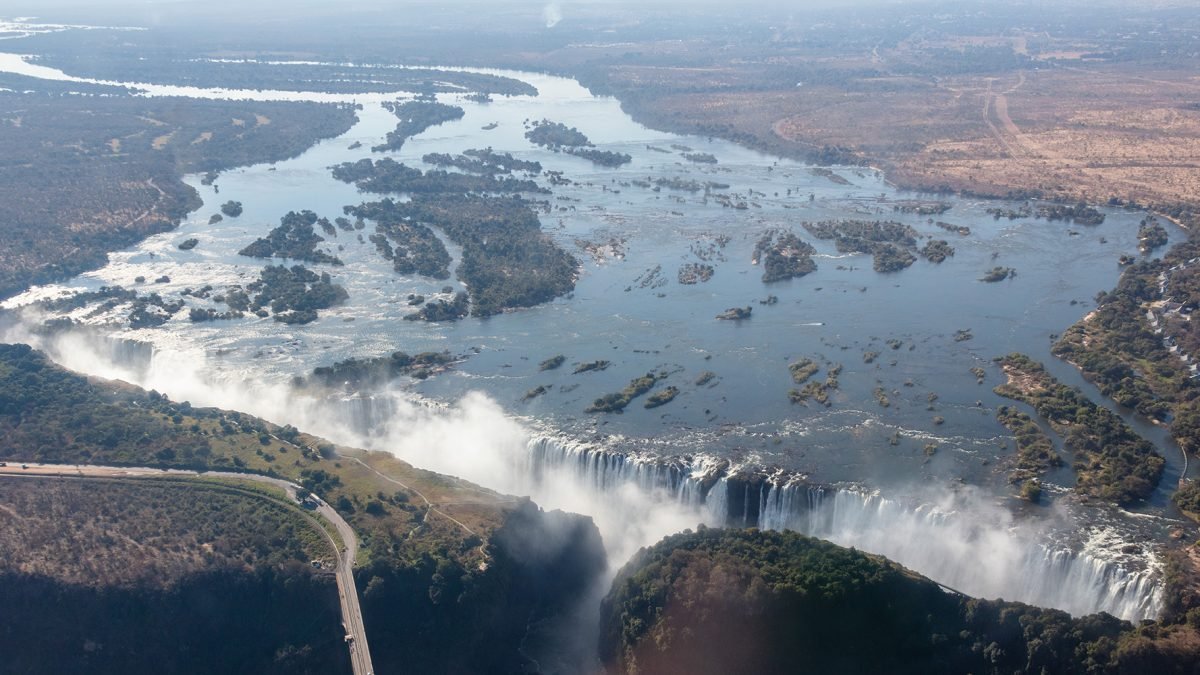 Rwanda and Victoria Falls Safari