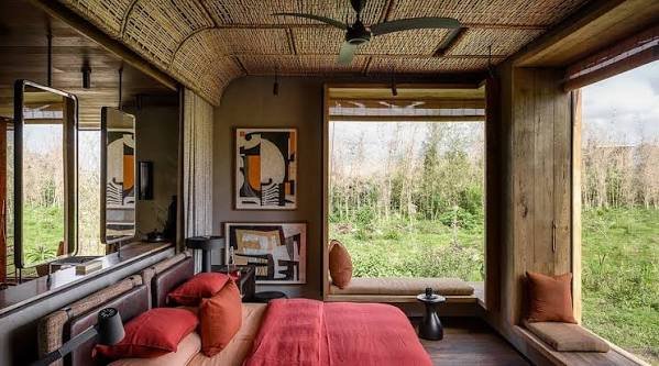 Singita Kwitonda Lodge Rwanda luxury gorilla safari